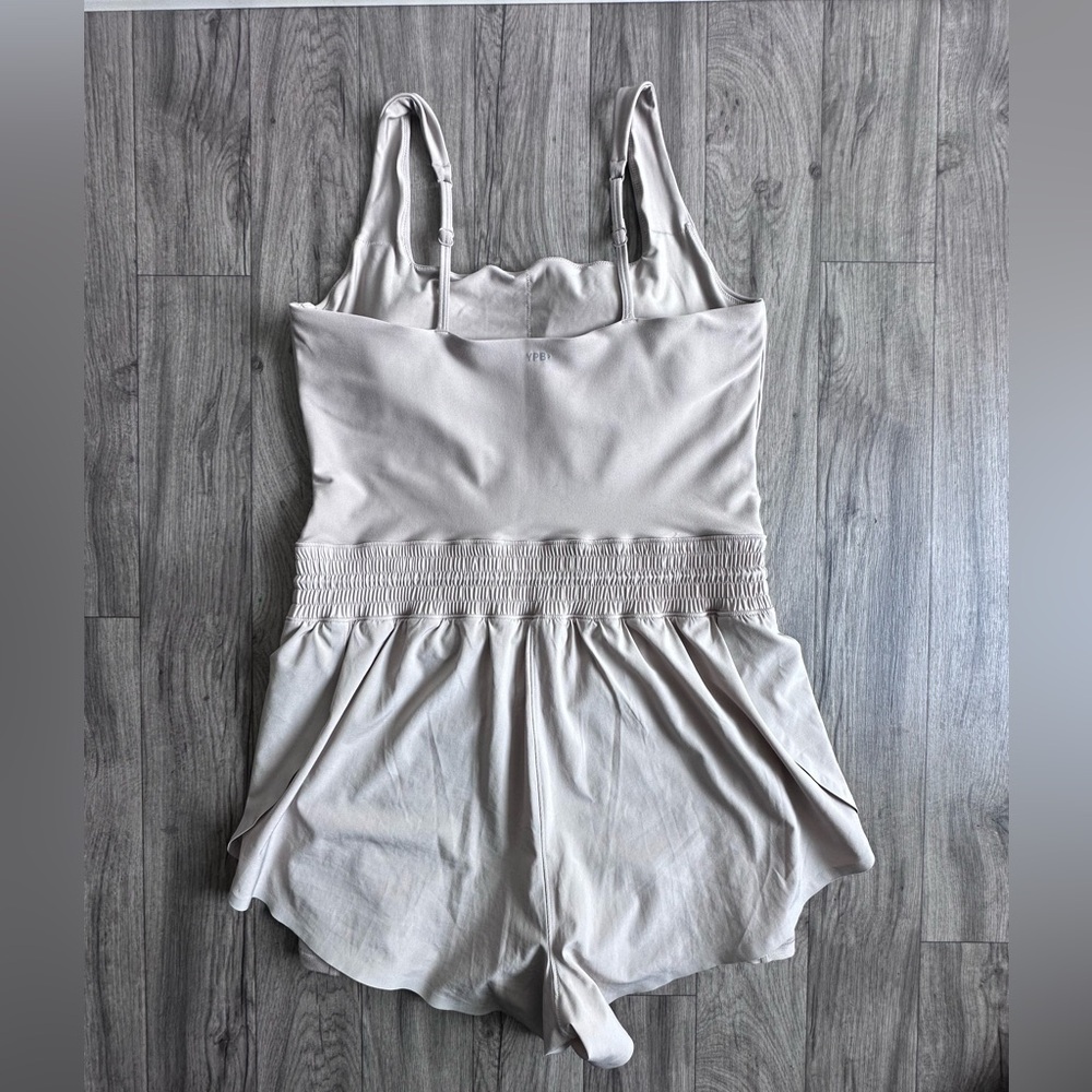 Abercrombie & Fitch Sculptlux Hybrid Flyaway Onesie. Removable cups.SZ L. - Picture 3 of 17